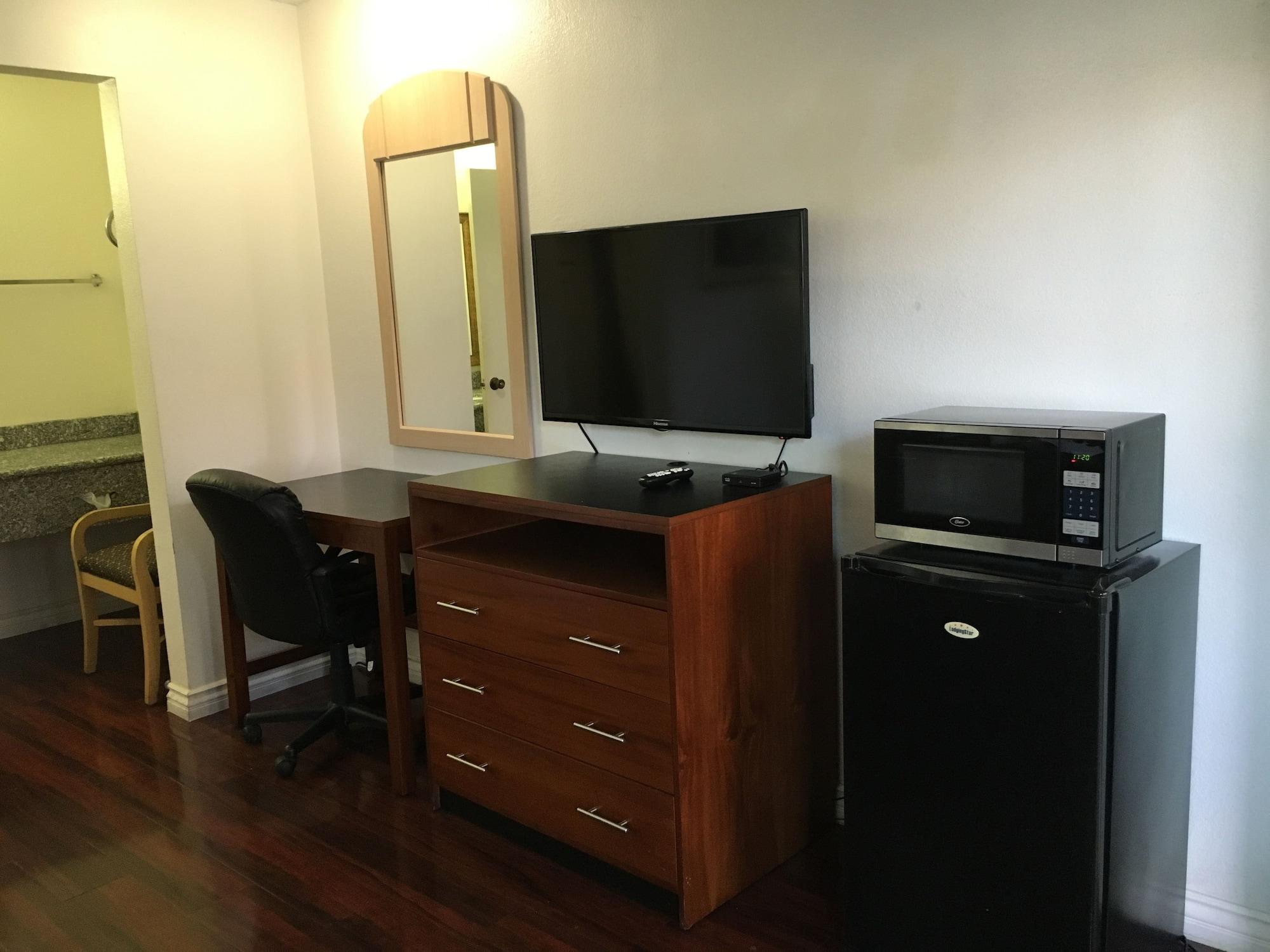 Riverside Inn & Suites Ngoại thất bức ảnh