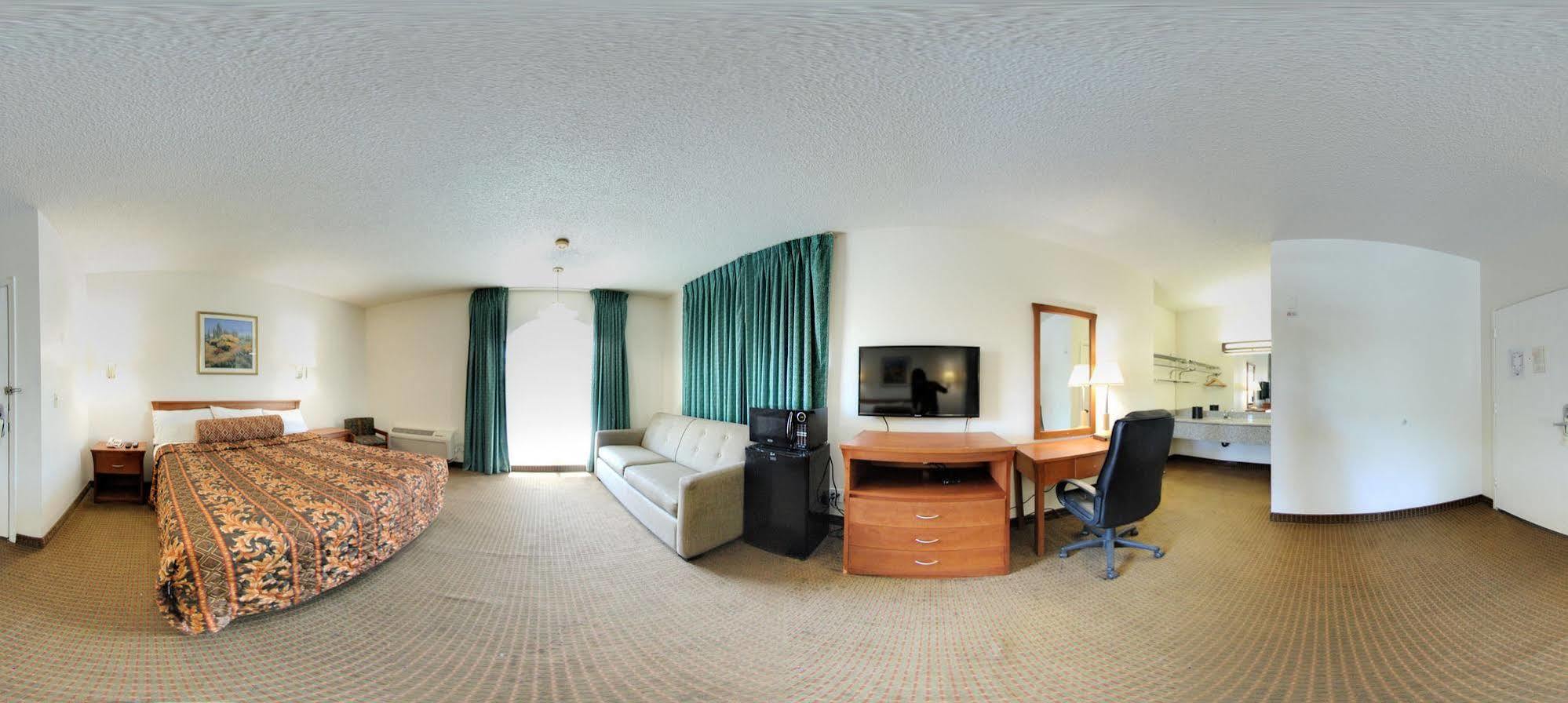 Riverside Inn & Suites Ngoại thất bức ảnh