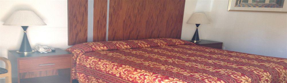 Riverside Inn & Suites Ngoại thất bức ảnh